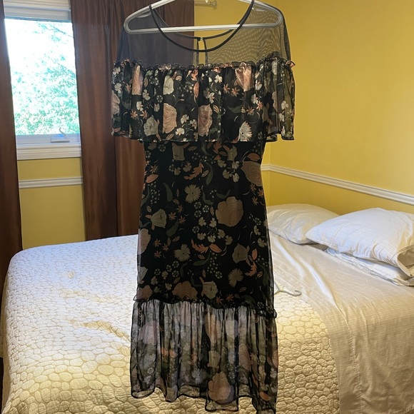 BB Dakota Floral Dress - Black - s2 - Picture 2 of 6